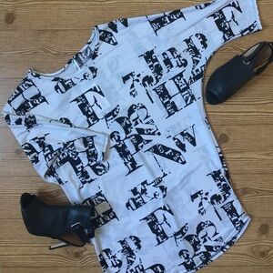 Women’s Graphic Print Top – Size Small
